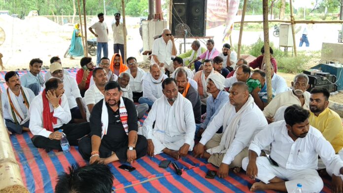 समिति धरना नेता का दावा