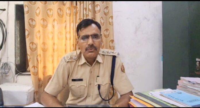 कुंआ थानाधिकारी रघुवीर सिंह वीडियो वायरल हो रहा है कुंआ थानाधिकारी रघुवीर सिंह वीडियो वायरल हो रहा है