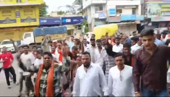 जबलपुर रांझी थाना प्रदर्शन