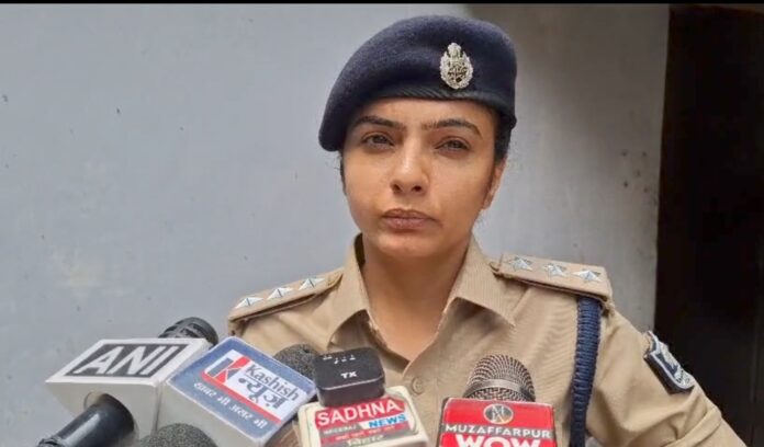 एसडीपीओ कौर का बयान घटनास्थल पर एसडीपीओ कौर का बयान घटनास्थल पर