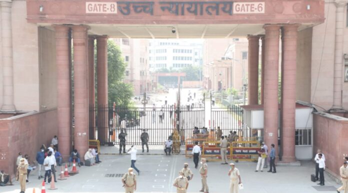 इलाहाबाद हाईकोर्ट लखनऊ बेंच की तस्वीर इलाहाबाद हाईकोर्ट लखनऊ बेंच की तस्वीर