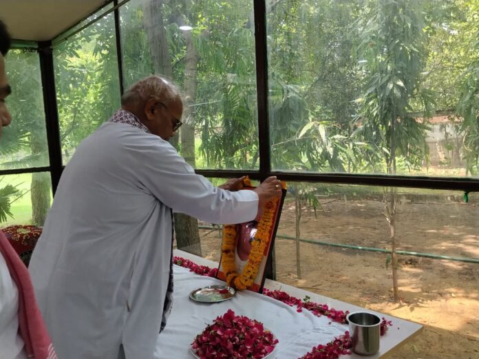 श्रद्धांजलि एक यादगार व्यक्ति की जिंदगी को यादगार बनाने का तरीका