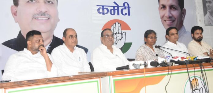 कांग्रेस कमेटी कार्यालय में पत्रकार वार्ता