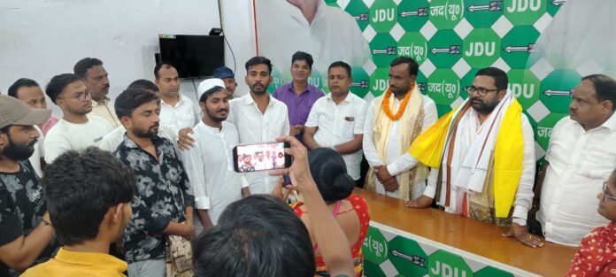 जदयू नेता ने किया महत्वपूर्ण ऐलान