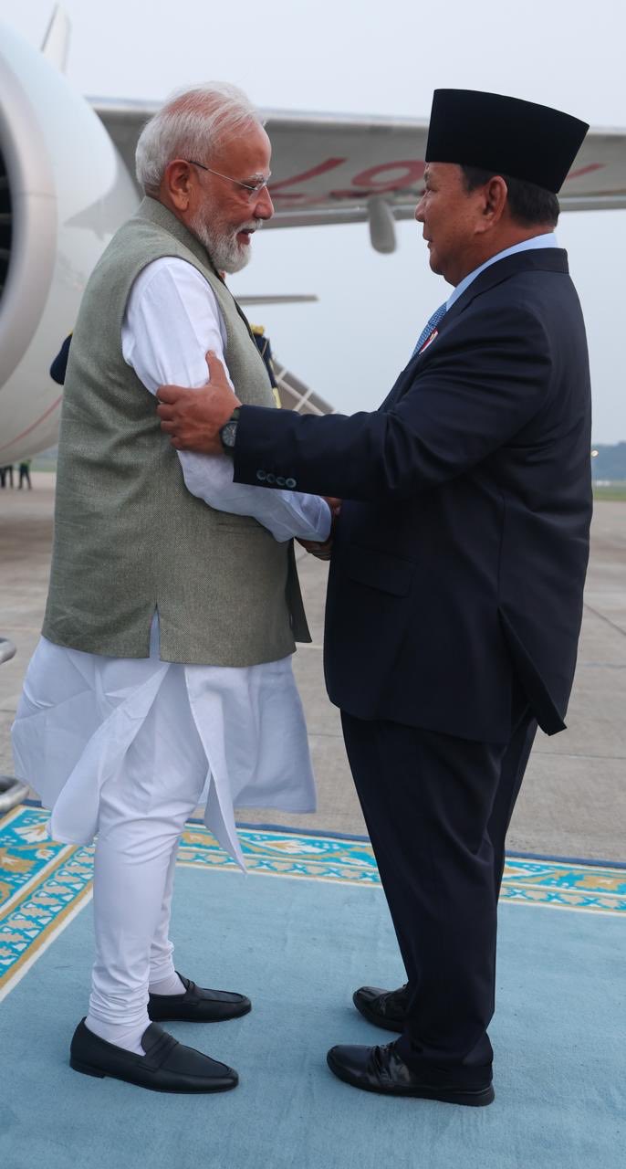प्रधानमंत्री नरेन्द्र मोदी इंडोनेशिया दौरा प्रधानमंत्री नरेन्द्र मोदी इंडोनेशिया दौरा