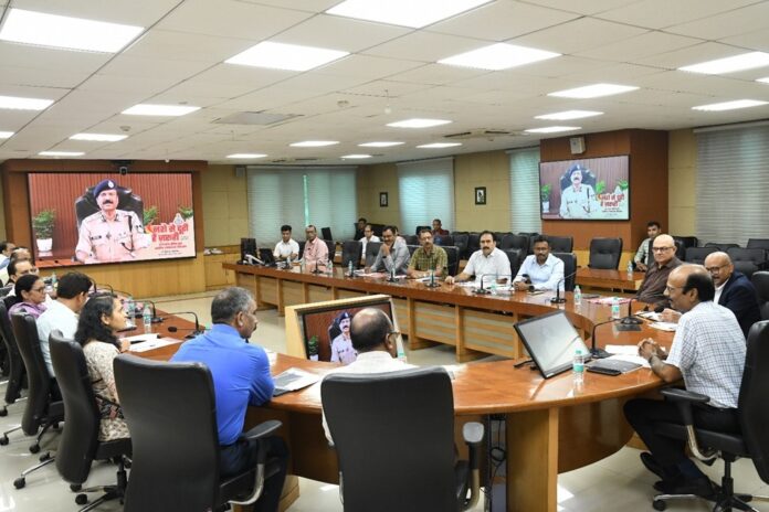 पुलिस मुख्यालय समन्वय बैठक फोटो