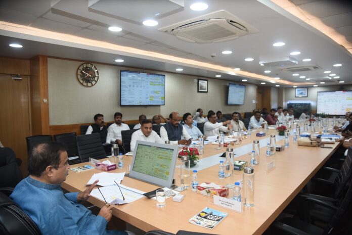 नितिन गडकरी तेलंगाना राष्ट्रीय राजमार्ग परियोजना नितिन गडकरी तेलंगाना राष्ट्रीय राजमार्ग परियोजना