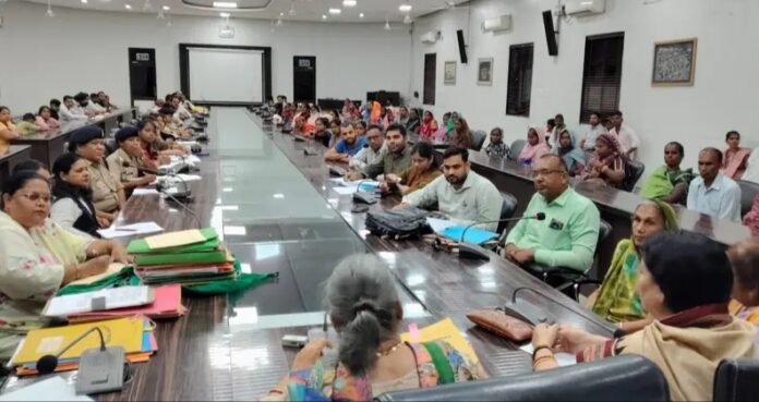महिला आयोग की बैठक में निर्णय लिया गया