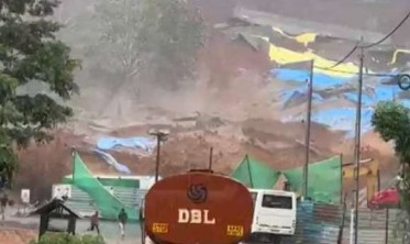 केरल के वायनाड में भूस्खलन की तस्वीरें केरल के वायनाड में भूस्खलन की तस्वीरें