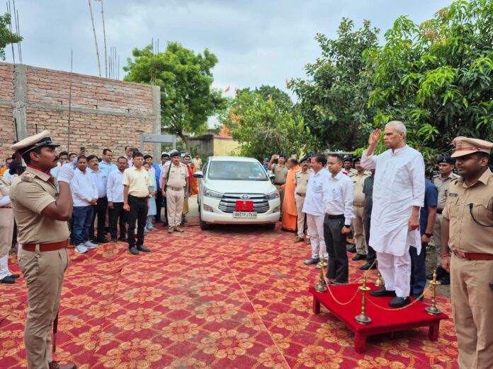 सोनपुर में उप मुख्यमंत्री बिजेन्द्र यादव सहयोग शिविर सोनपुर में उप मुख्यमंत्री बिजेन्द्र यादव सहयोग शिविर