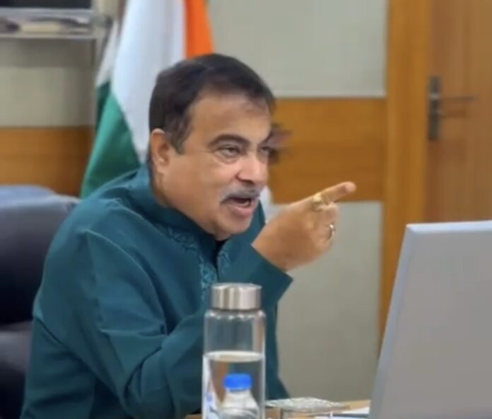 केंद्रीय मंत्री नितिन गडकरी राष्ट्रीय राजमार्ग परियोजना समीक्षा