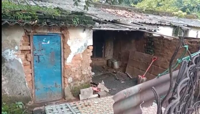 मिनी गन फैक्ट्री का एक खतरनाक दृश्य मिनी गन फैक्ट्री का एक खतरनाक दृश्य