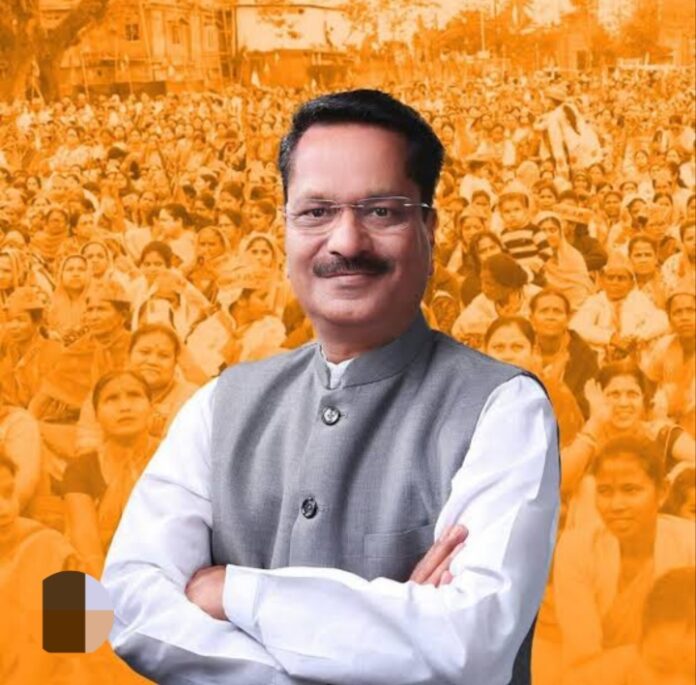 मंत्री अशोक सिंघल निर्णय चर्चा मंत्री अशोक सिंघल निर्णय चर्चा