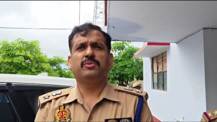 सीतापुर एसपी अंकुर अग्रवाल दौरा