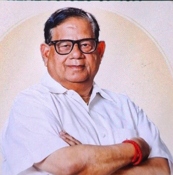 देवदत्त शर्मा की तस्वीर देवदत्त शर्मा की तस्वीर