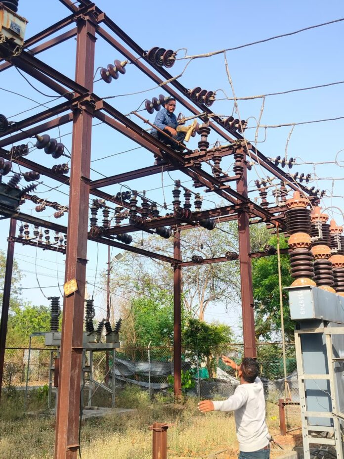 बिजली कटौती के कारण और समाधान