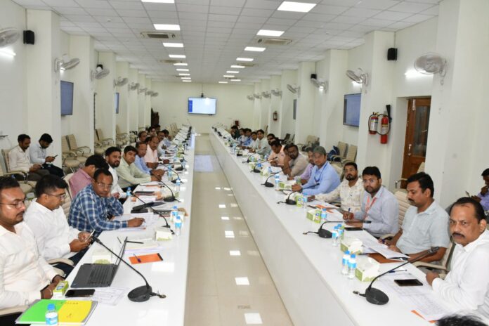बैंकर्स की बैठक में चर्चा बैंकर्स की बैठक में चर्चा