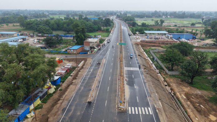 गोरखपुर के वाह्य क्षेत्र में फोरलेन सड़कें
