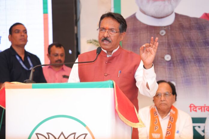दिल्ली भाजपा नेता हर्ष मल्होत्रा दिल्ली भाजपा नेता हर्ष मल्होत्रा