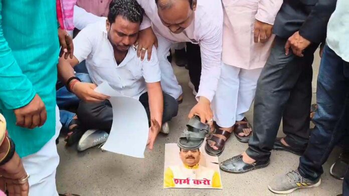 रविन्द्र जायसवाल सपा कार्यकर्ता वीडियो