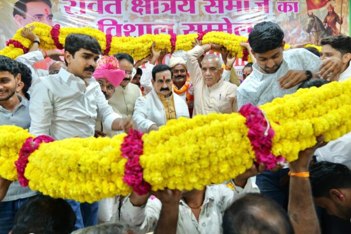 दतिया उपचुनाव कार्यकर्ताओं की मेहनत दतिया उपचुनाव कार्यकर्ताओं की मेहनत