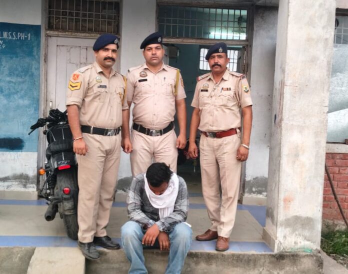 अफीम के साथ पकड़ा गया आरोपी