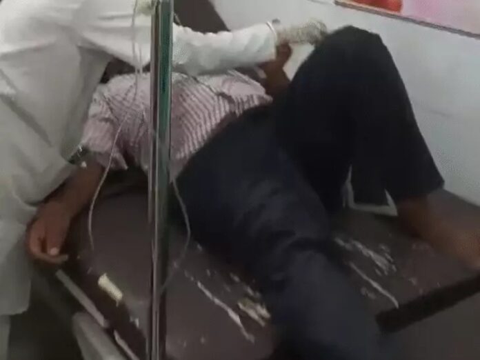 इलाजरत पिता की कहानी पढ़ें