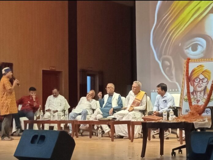 भिखारी ठाकुर की पुण्यतिथि छपरा में भिखारी ठाकुर की पुण्यतिथि छपरा में