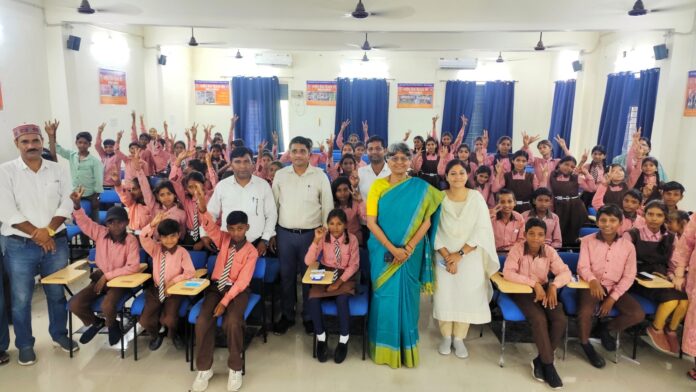 पूर्वांचल विश्वविद्यालय कुलपति प्रो वंदना सिंह पूर्वांचल विश्वविद्यालय कुलपति प्रो वंदना सिंह