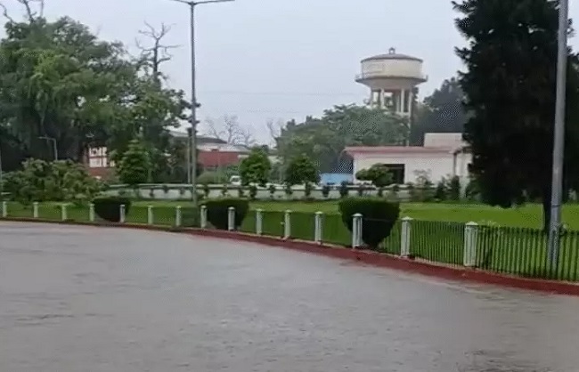 पटना बारिश का जमावड़ा पटना बारिश का जमावड़ा