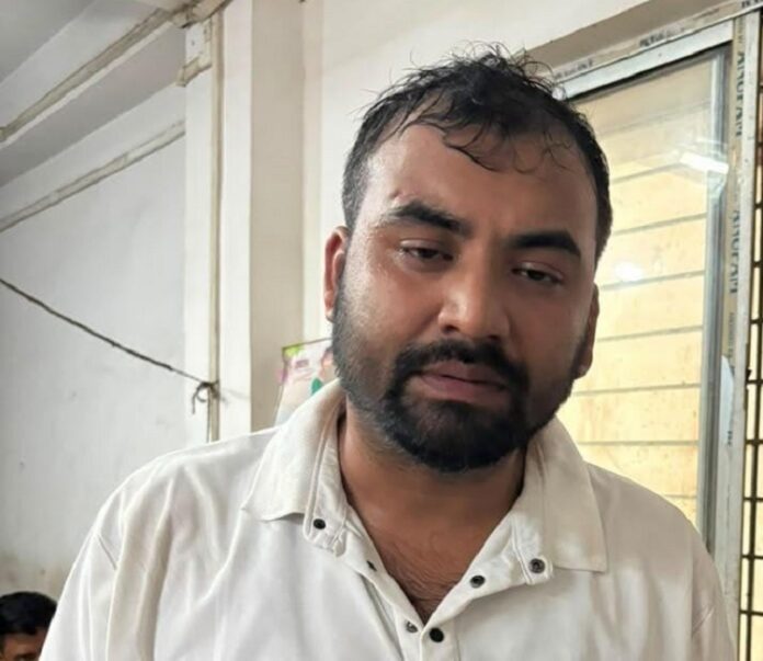 Guwahati police par hamla karne wala shamil