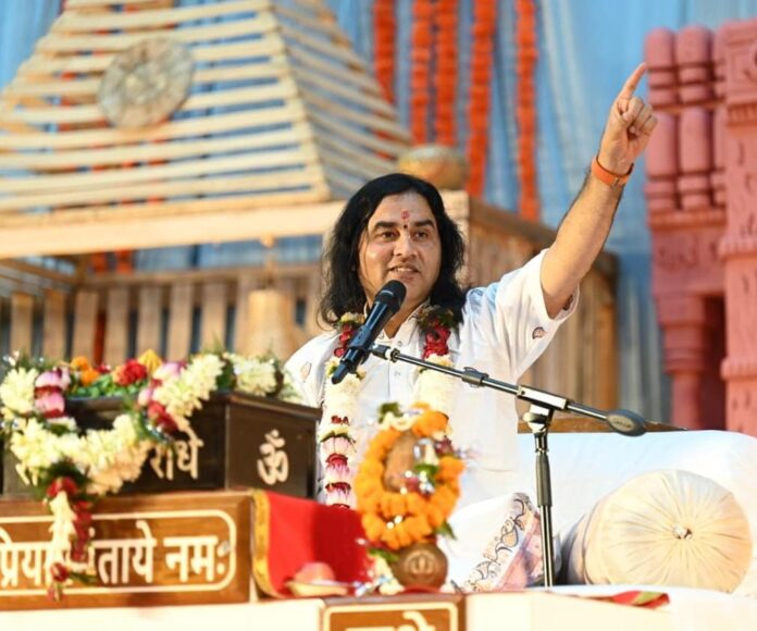 देवकीनंदन ठाकुर जी महाराज श्रीमद्भागवत कथा वाचन देवकीनंदन ठाकुर जी महाराज श्रीमद्भागवत कथा वाचन