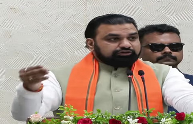 सम्राट चौधरी पर्यटन विभाग की हेली-टूरिज्म सेवा सम्राट चौधरी पर्यटन विभाग की हेली-टूरिज्म सेवा