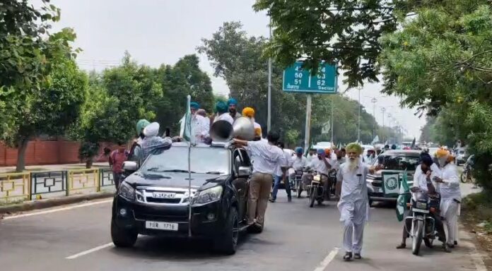 मोटरसाइकिल रैली का वीडियो देखें मोटरसाइकिल रैली का वीडियो देखें