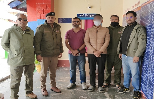बदरी केदार मंदिर समिति का कर्मचारी बदरी केदार मंदिर समिति का कर्मचारी