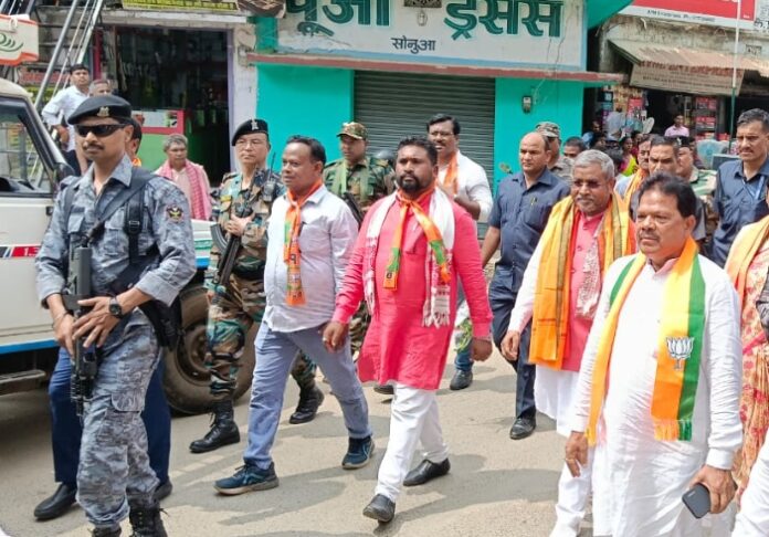 पश्चिम सिंहभूम जिला के दौरे पर बाबूलाल मरांडी