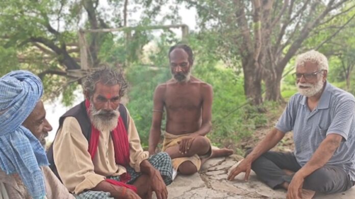 स्वामी धर्मानंद परिवार की तस्वीरें