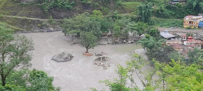 विश्व का सबसे बड़ा शालिग्राम शिला खोजी गई है विश्व का सबसे बड़ा शालिग्राम शिला खोजी गई है