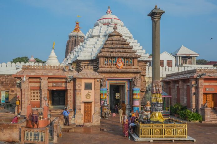 श्रीजगन्नाथ मंदिर पुरी की तस्वीर श्रीजगन्नाथ मंदिर पुरी की तस्वीर