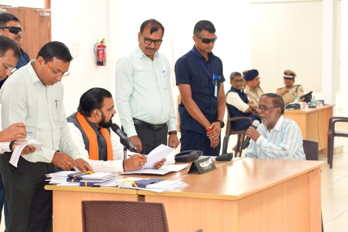 मुख्यमंत्री सहयोग कार्यक्रम में