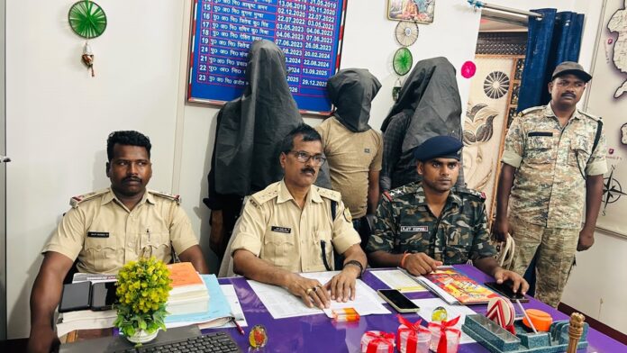 गिरफ्तारी की तेजी से कार्रवाई का वीडियो गिरफ्तारी की तेजी से कार्रवाई का वीडियो