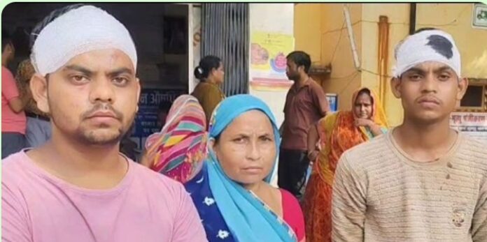 मारपीट में घायल युवक की तस्वीर मारपीट में घायल युवक की तस्वीर