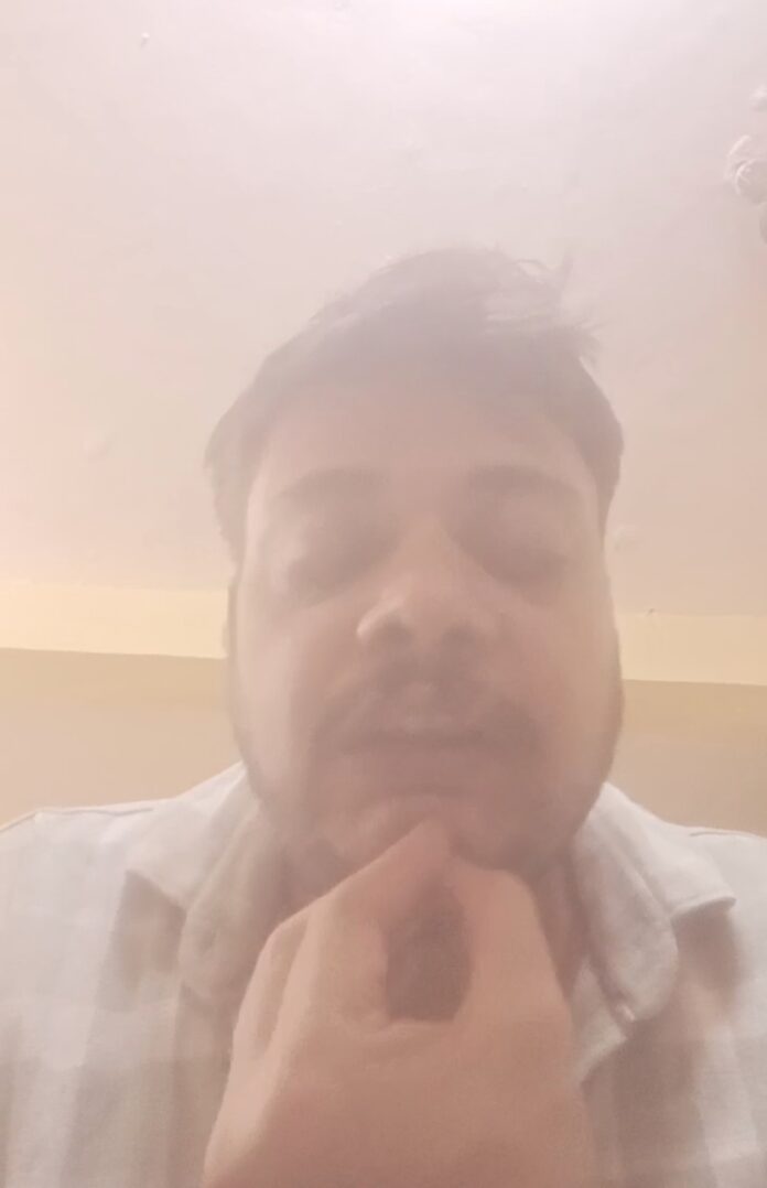 डॉक्टर सौरभ बाजपेयी यमुना नदी छलांग