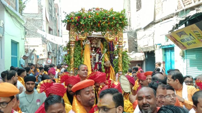 बाबा कालभैरव शोभायात्रा का विहंगम नजारा
