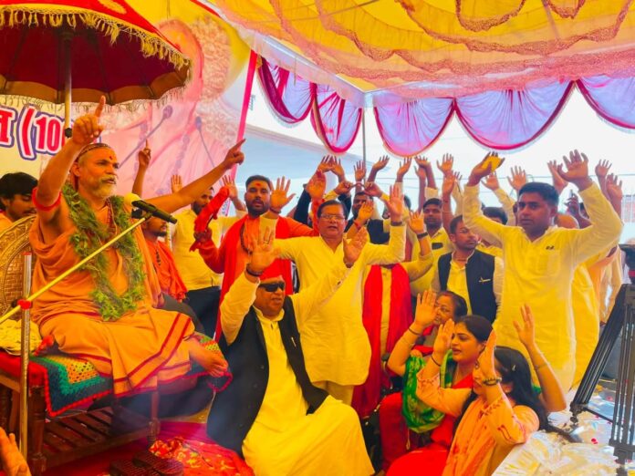 अविमुक्तेश्वरानंद की फोटो