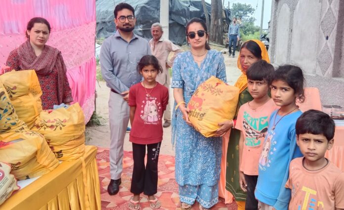रैडक्रॉस की सामाजिक सेवा में योगदान रैडक्रॉस की सामाजिक सेवा में योगदान