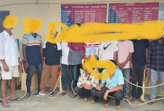 दिघलबैंक में गिरफ्तारी और नकदी जब्त दिघलबैंक में गिरफ्तारी और नकदी जब्त