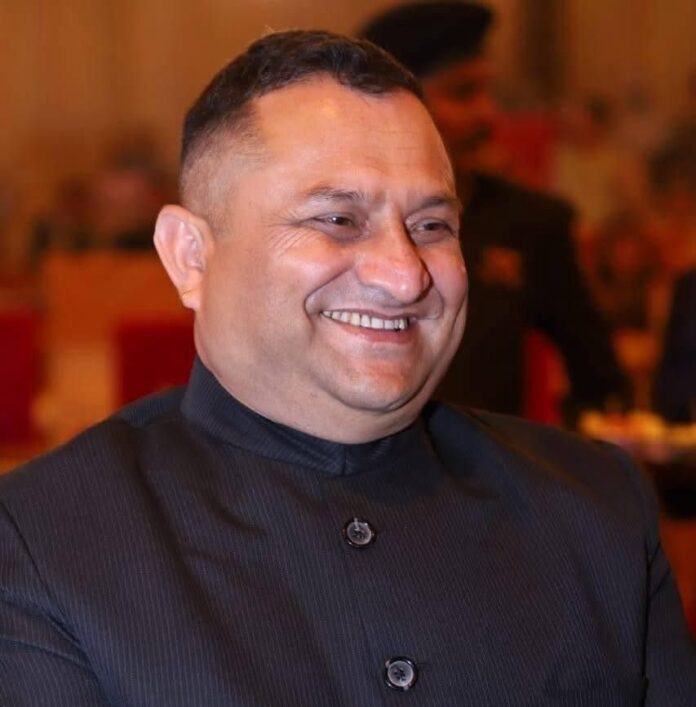 विनय कुमार हिंदी पत्रकार की तस्वीर विनय कुमार हिंदी पत्रकार की तस्वीर
