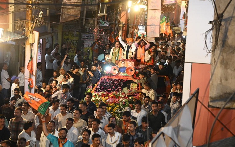 मुख्यमंत्री डॉ. यादव रोड शो दतिया