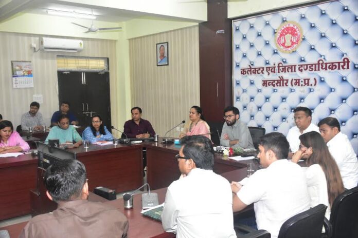 शासन की प्राथमिकता अनुसार कार्य करें शासन की प्राथमिकता अनुसार कार्य करें
